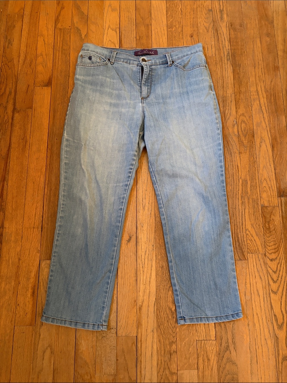 EUC Gloria Vanderbilt Amanda High Rise Straight leg Jeans 12P
